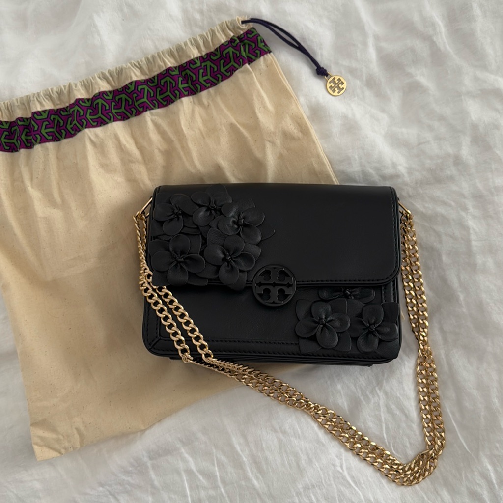 Tory Burch Duet Chain Flower Bag